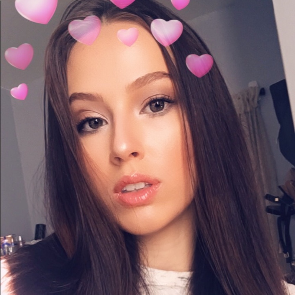 Meet your Posher, Gina